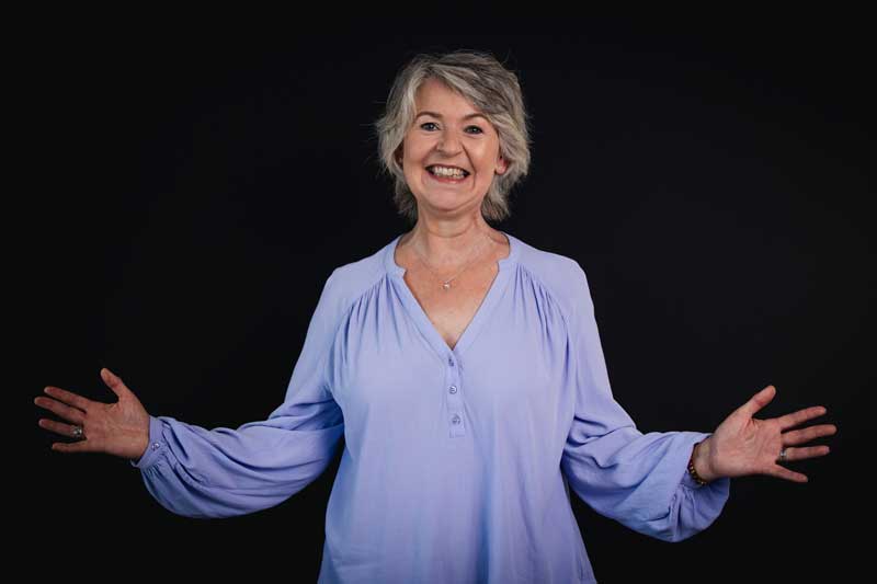 008_3C9A2424_2025-06-15_Speakers-on-Stage