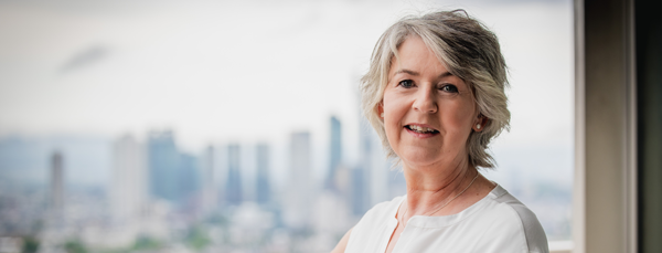 03_Speakers-on-Stage